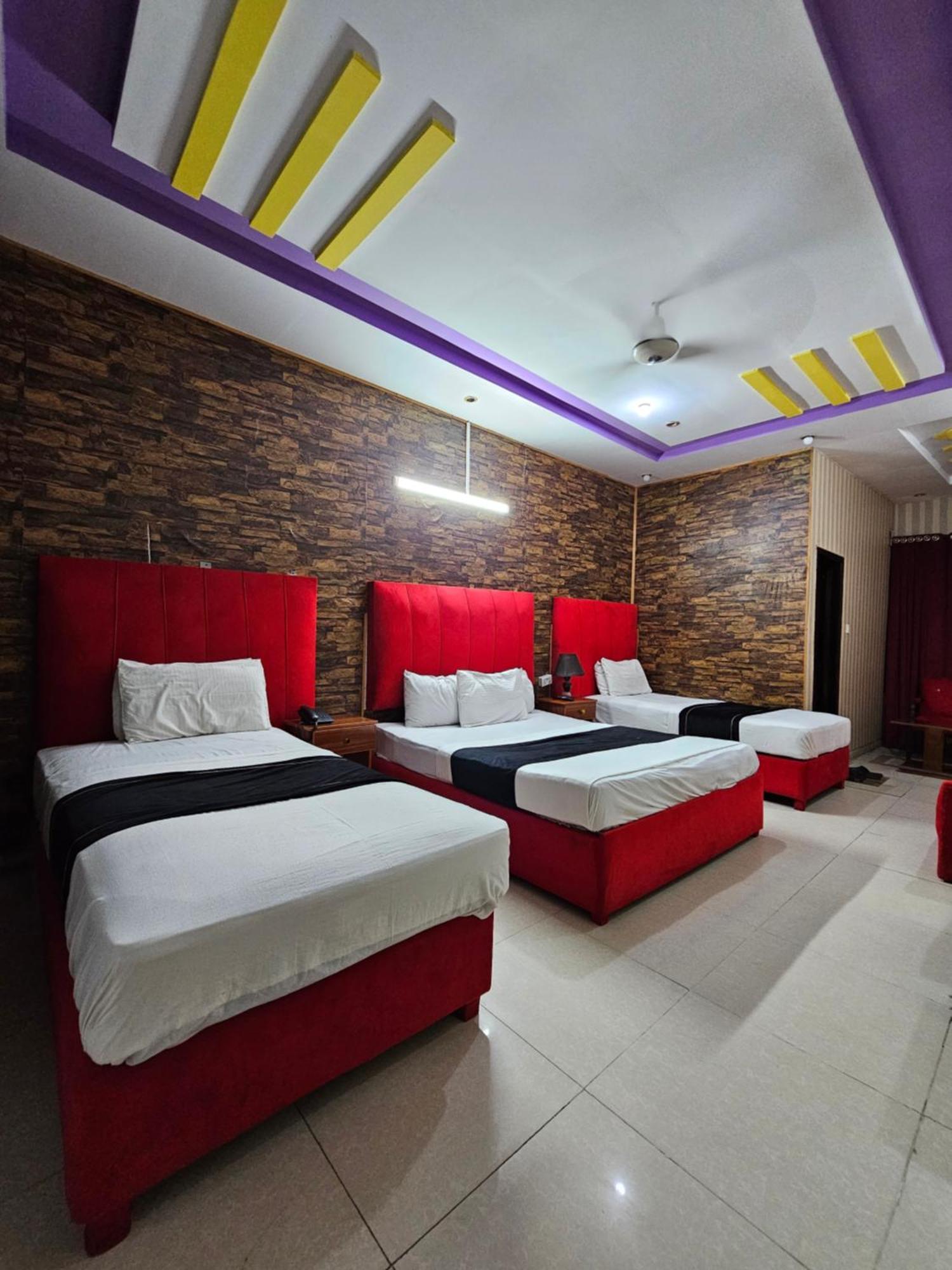 Hotel Tulip Inn, Gulberg Lahore Camera foto