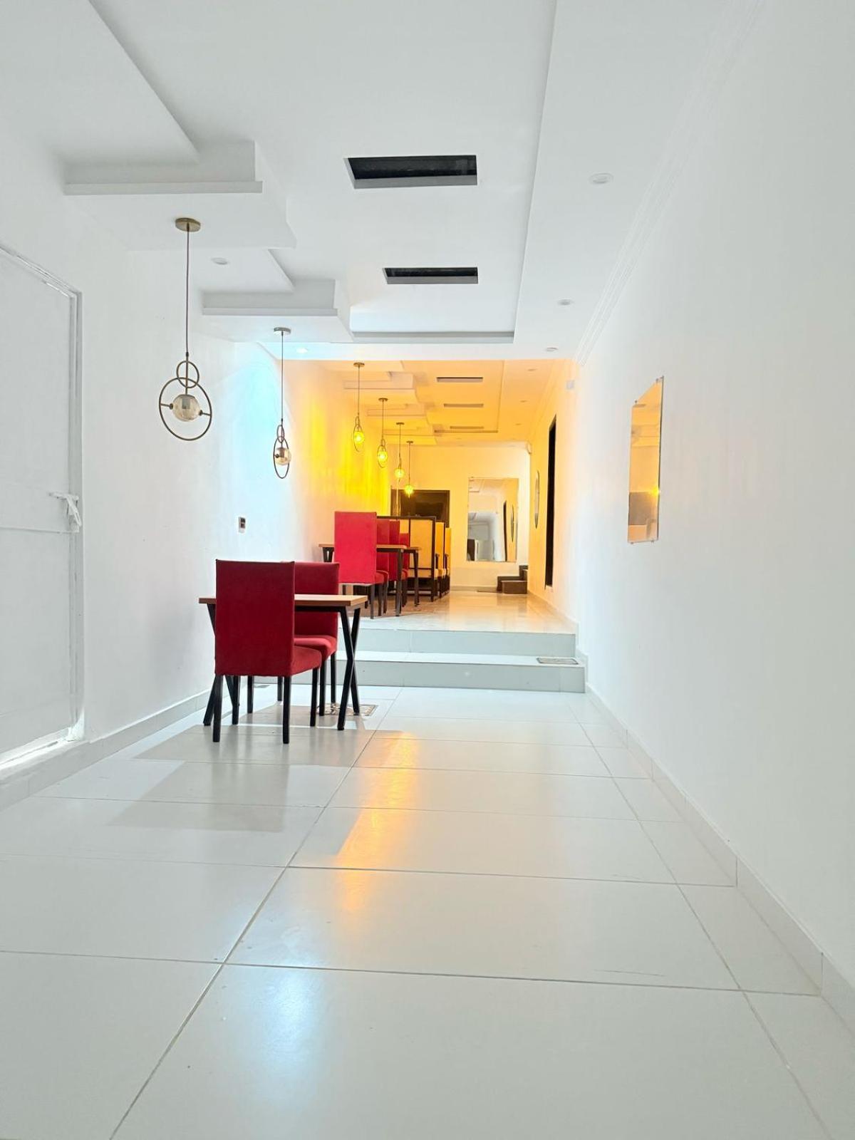 Hotel Tulip Inn, Gulberg Lahore Esterno foto